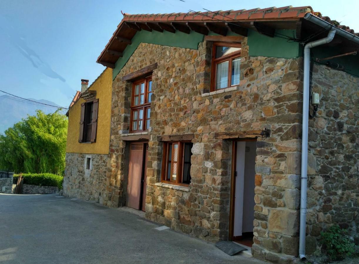 Aldea De Ribadesella Sardalla Exterior foto